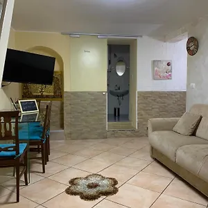 Casa vacanze Da Walter,holiday In The Centre 