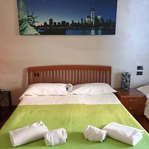 caravaggio-apartments.it-lombardy.com/