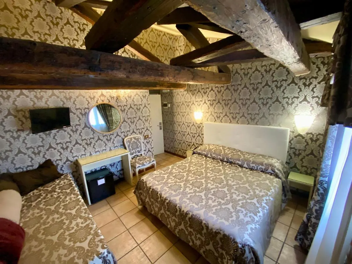 Hotel Bridge Венеция 3*,  Италия